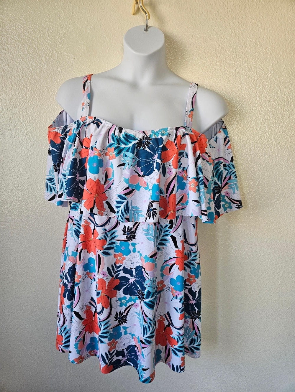 Bloomchic-Women's  22-24 Tropical Adjustable Straps Cold Shoulder Bathing Suit. - Picture 3 of 11